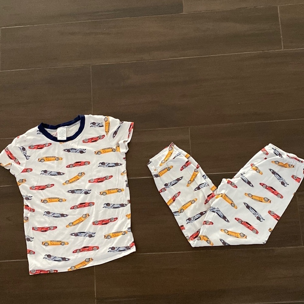 ESME RACE CARS SHORT SLEEVE PJS - Picture 2 of 7
